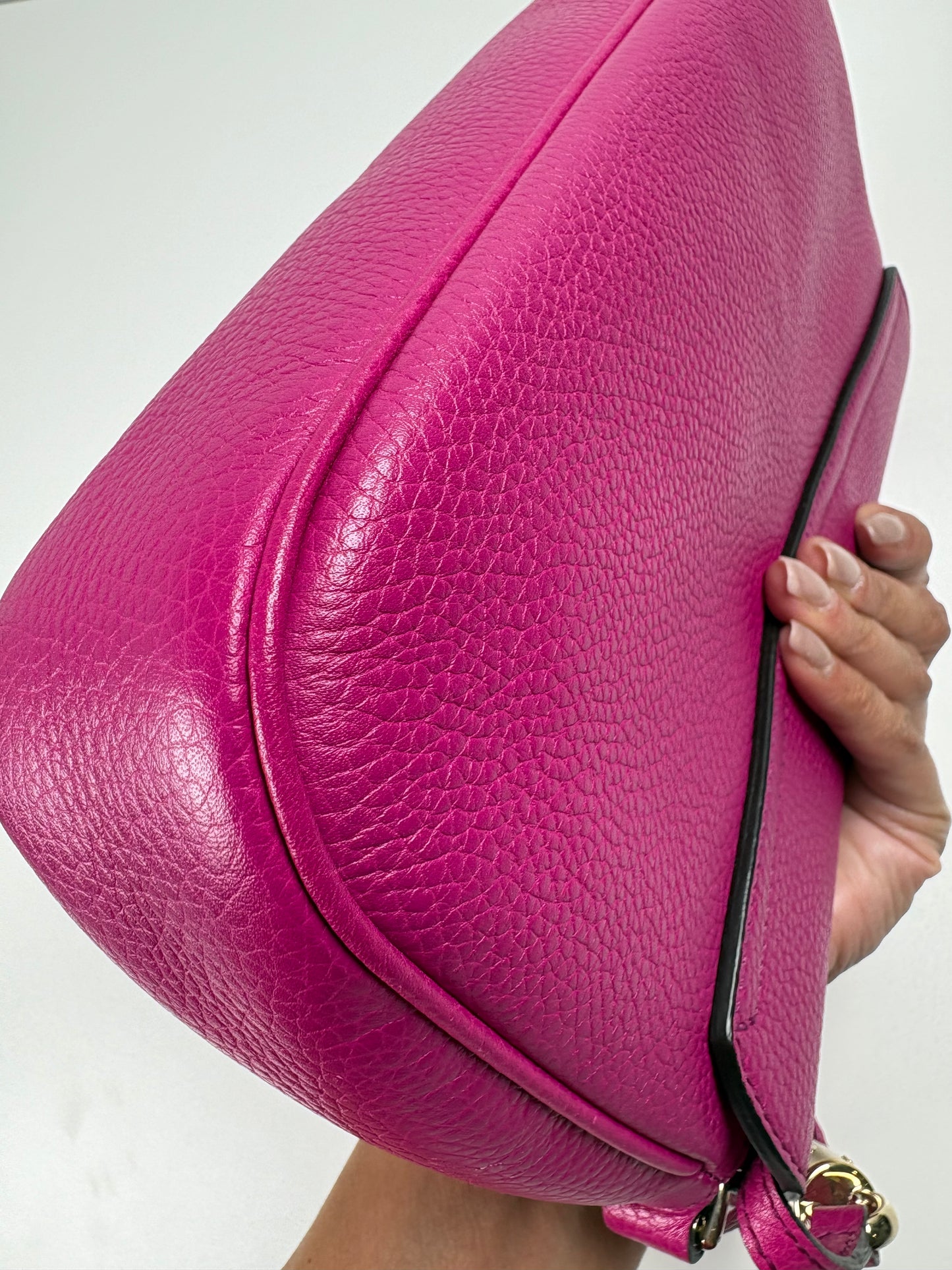 Pre-Owned GUCCI Soho Chain Shoulder Handbag, Fuchsia