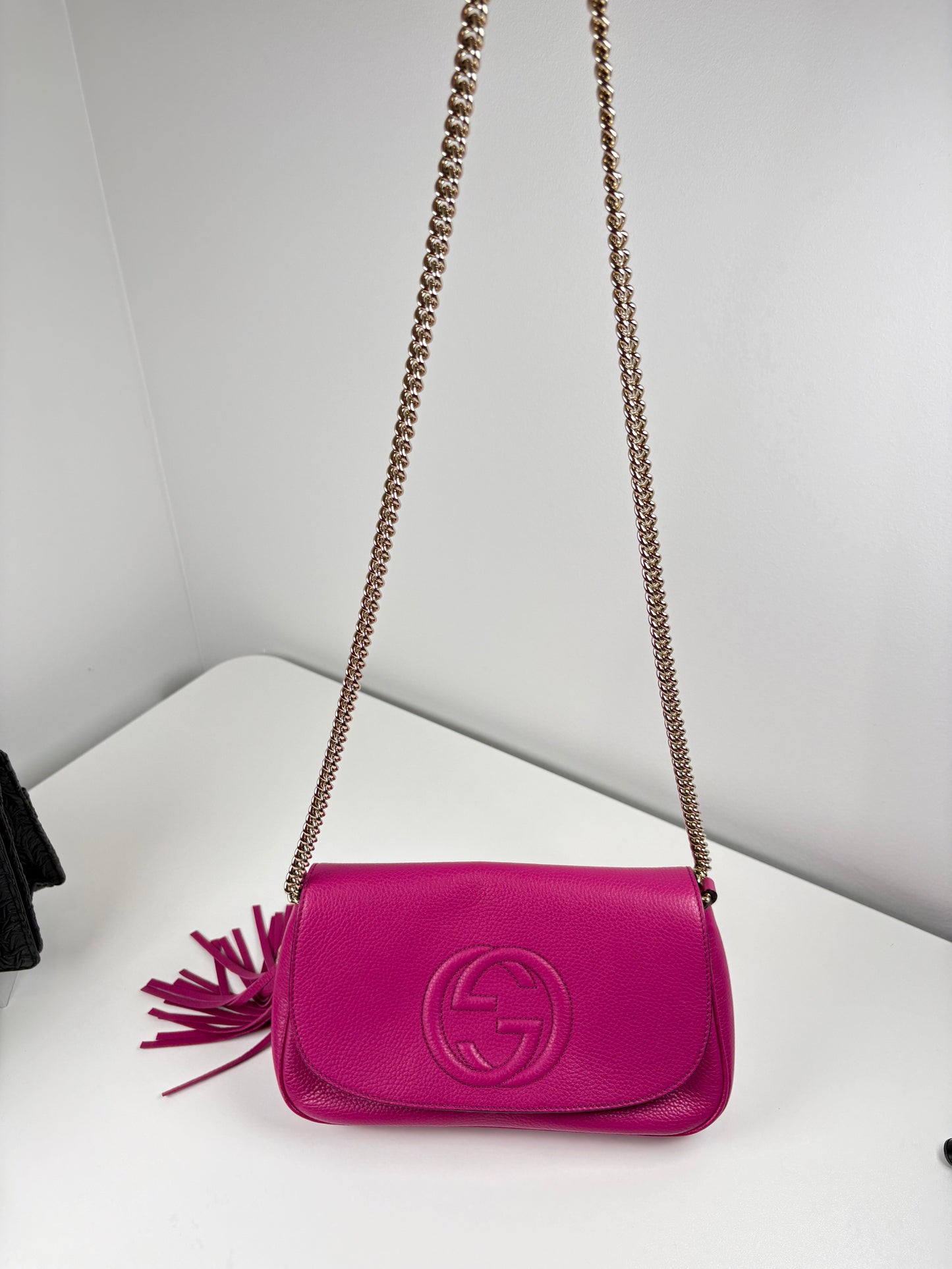 Pre-Owned GUCCI Soho Chain Shoulder Handbag, Fuchsia