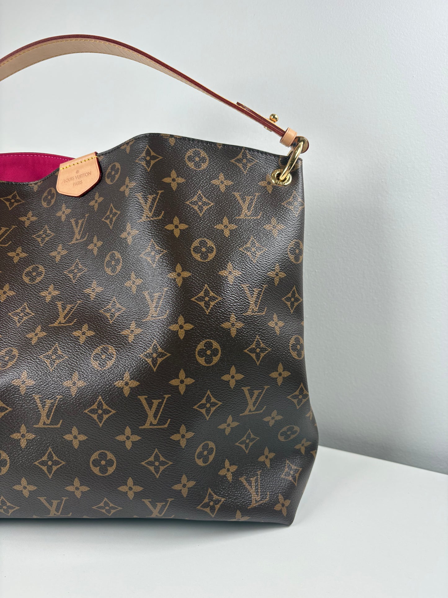 Pre-Owned LOUIS VUITTON Graceful Handbag, Monogram, MM