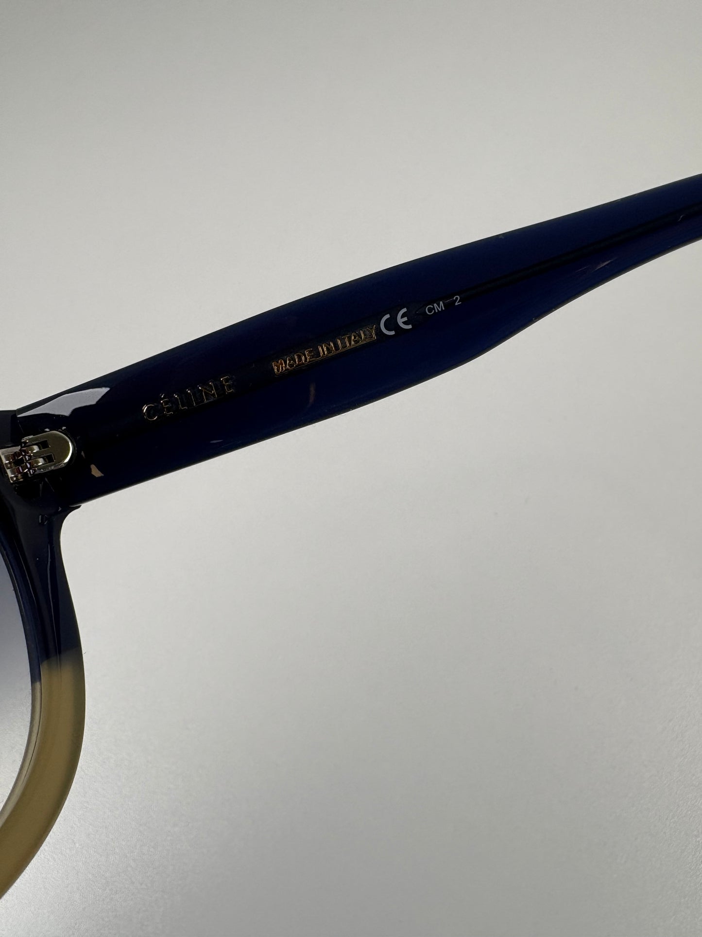 Pre-Owned CELINE Blue/Beige Sunglasses
