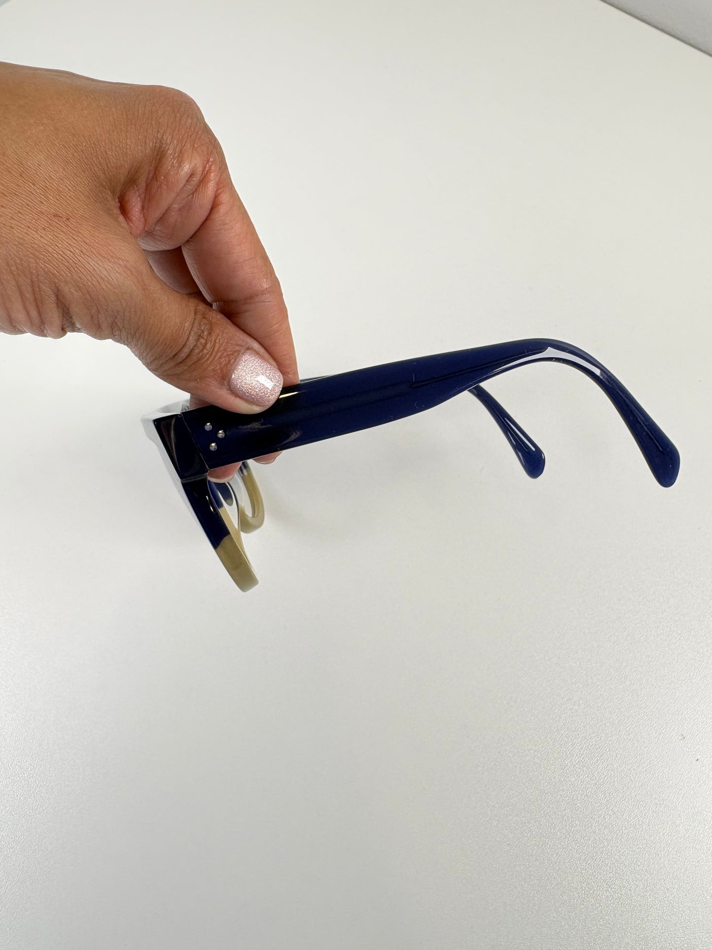 Pre-Owned CELINE Blue/Beige Sunglasses