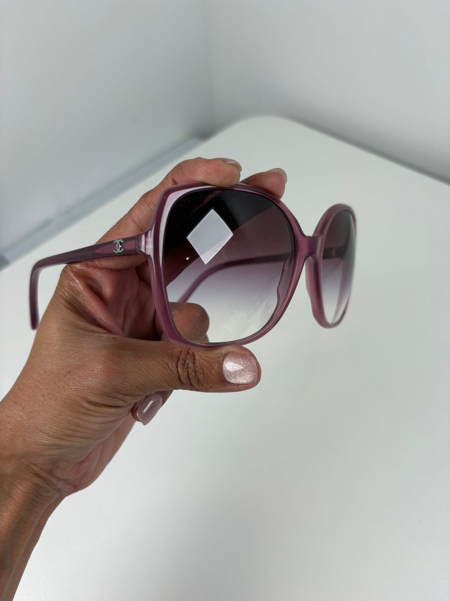Pre-Owned CHANEL™ Square Pink Sunglasses