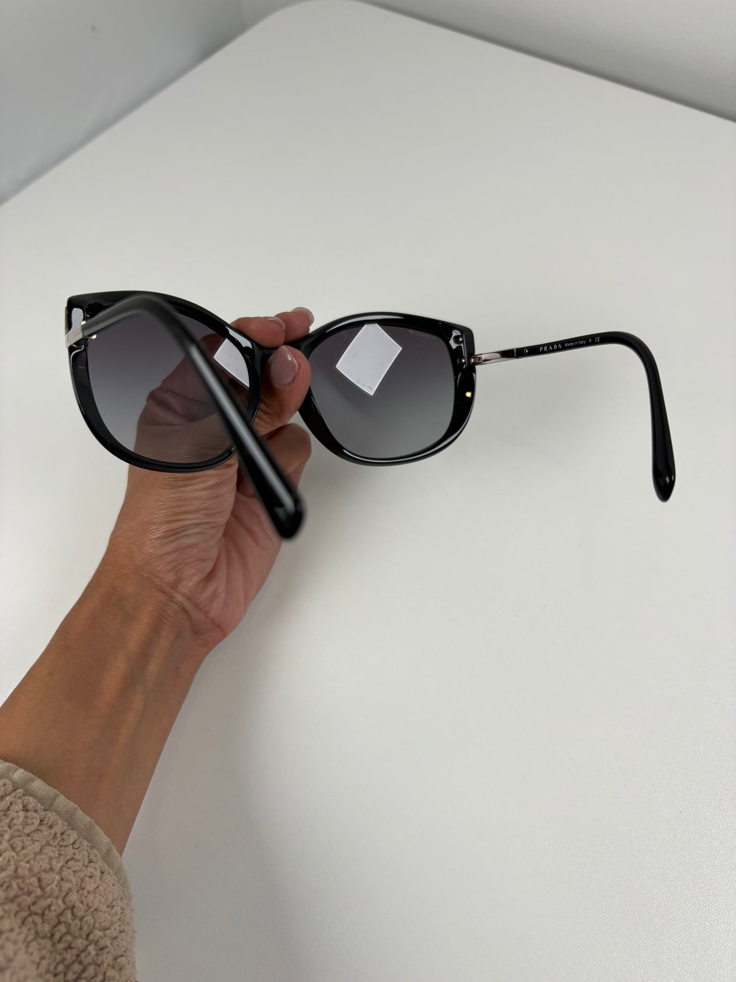 Pre-Owned PRADA Black Sunglasses