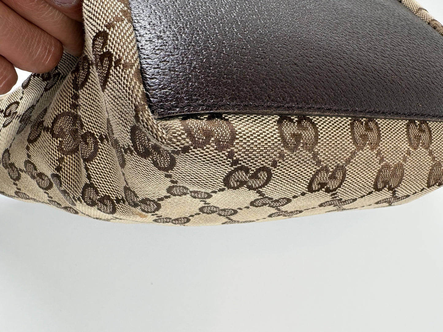 Pre-Owned GUCCI Monogram Web Handle Bucket Tote Handbag
