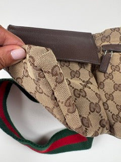 Pre-Owned Gucci GG Monogram Double Pocket Belt Bag