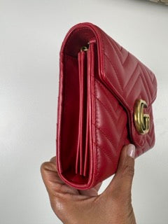 Pre-Owned Gucci GG Marmont Matelasse Wallet on Chain