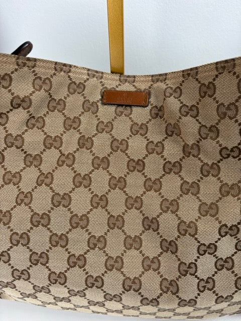 Pre-Owned Gucci GG Canvas Hobo Bag