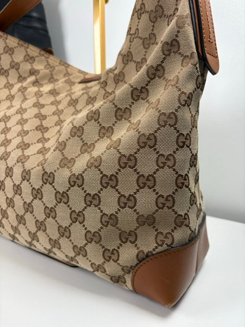 Pre-Owned Gucci GG Canvas Hobo Bag