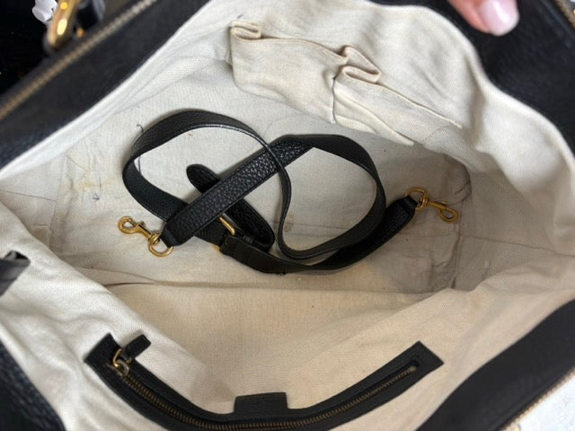 Pre-Owned Gucci Pebbled Leather Ride Tote Bag