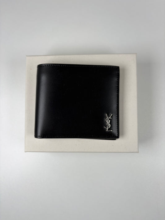 Pre-Owned SAINT LAURENT Cassandre Wallet, Black/SHW