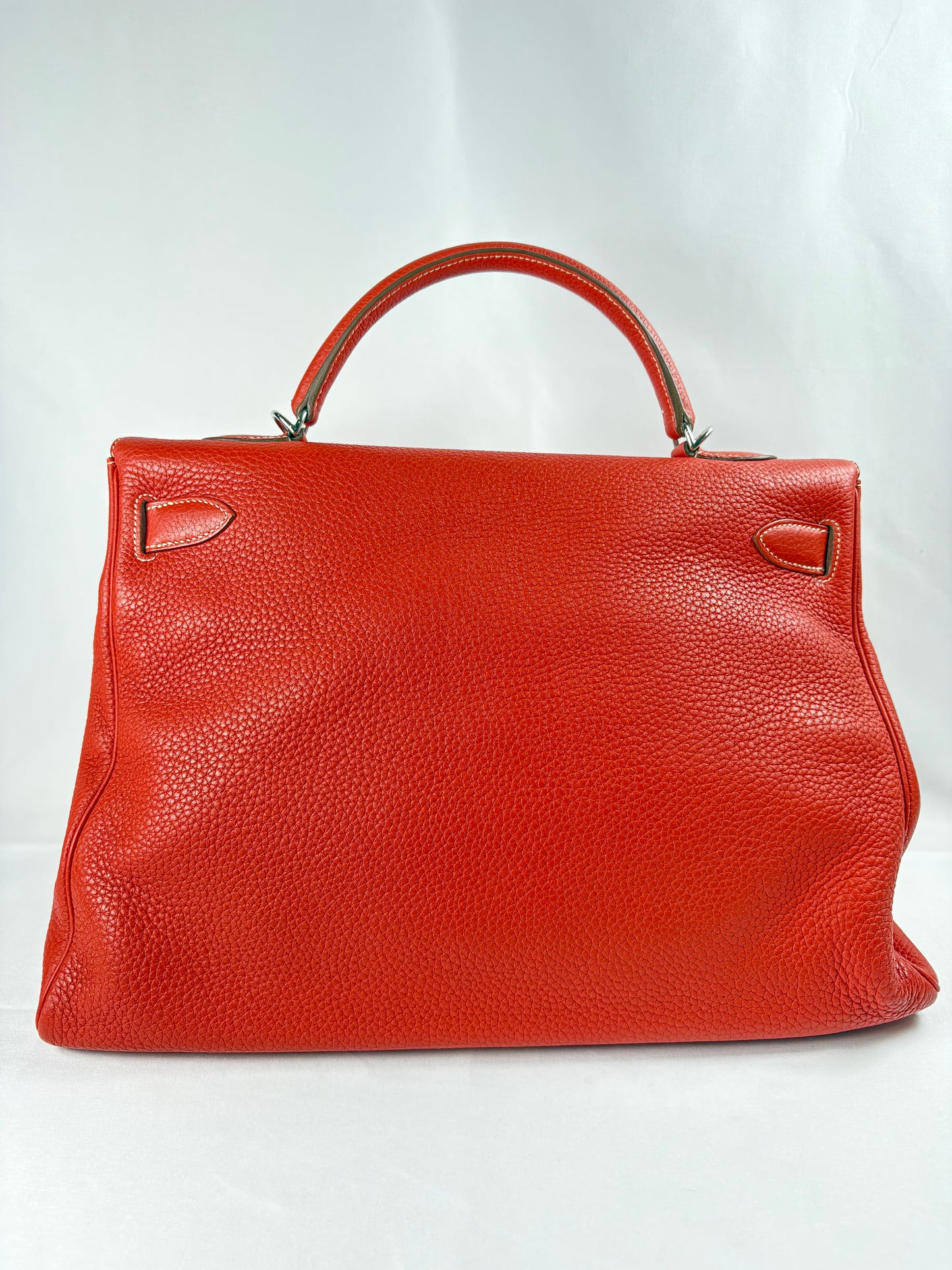 Pre-Owned HERMES Kelly 40 Coral, Clemence Leather Handbag