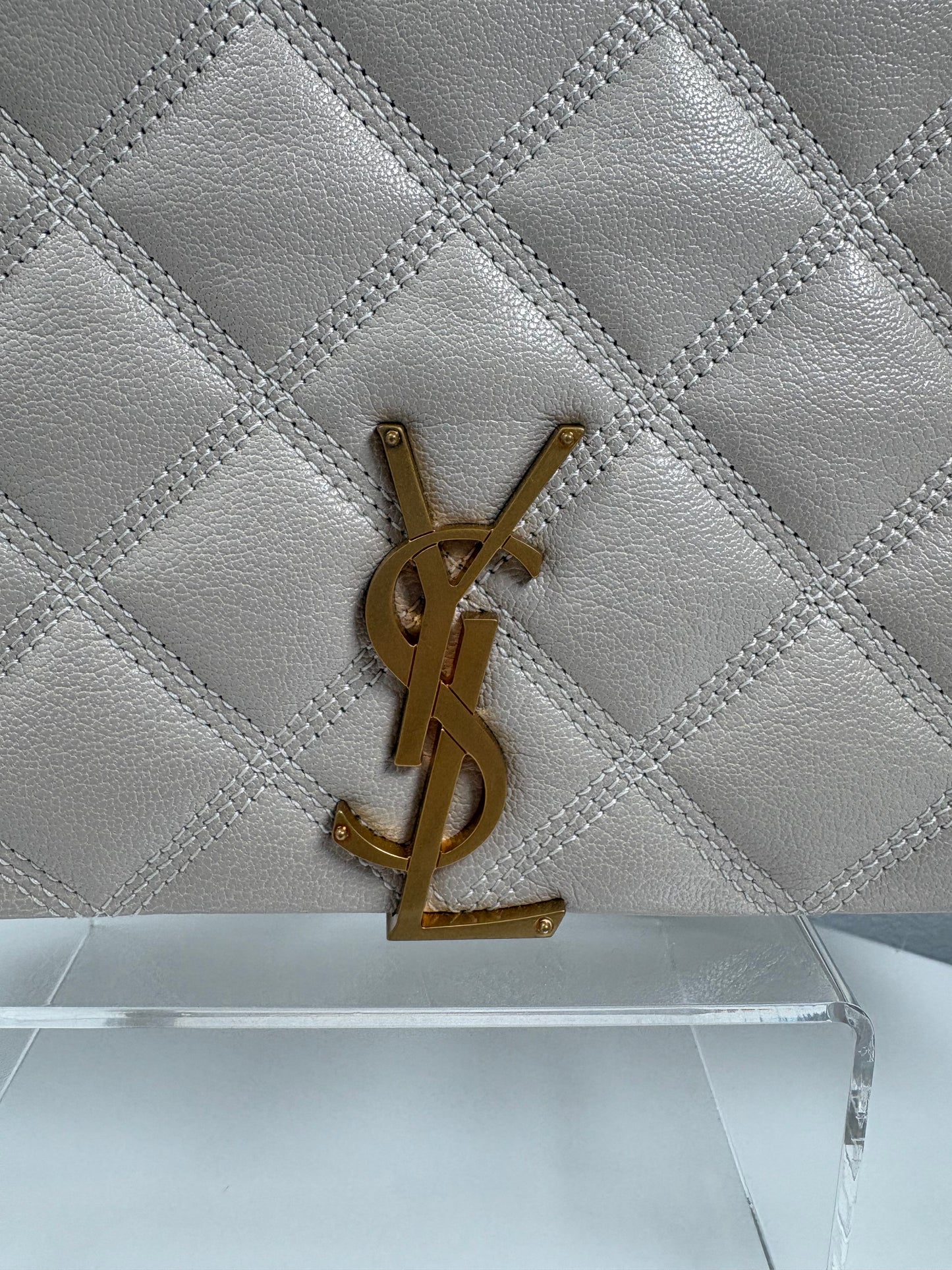 Pre-Owned SAINT LAURENT Quilted Leather Becky Chain Handbag, Ivory, Small