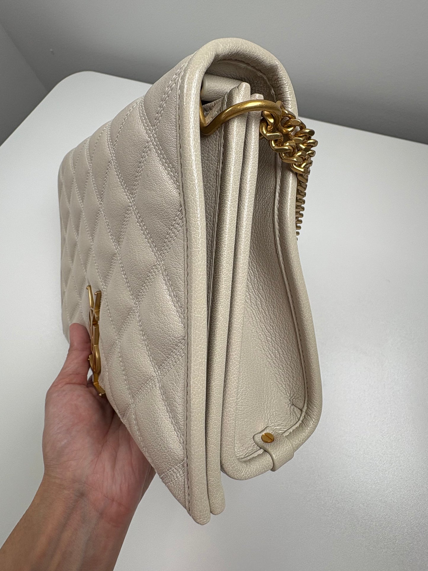 Pre-Owned SAINT LAURENT Quilted Leather Becky Chain Handbag, Ivory, Small